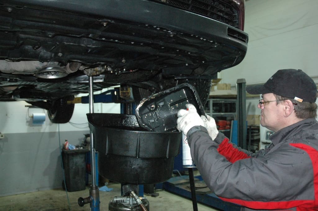 Техническое обслуживание двигателя Хонда в Челябинске